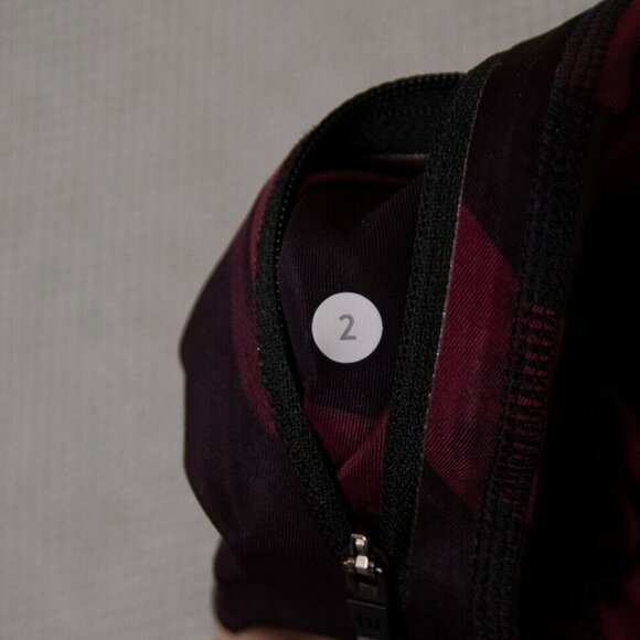 Lululemon All Sport Crop Patterned Backspin Stroke Dashing Purple Leggings 2 - Picture 12 of 12